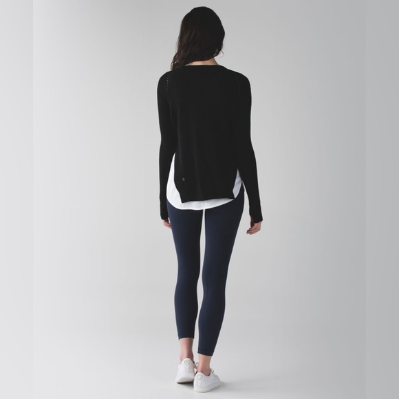 🍒 CHIC + COZY!! 💜 EUC Lululemon Seva Sweater | Sz 6 | Black Cherry | Retail $106 - Picture 14 of 14